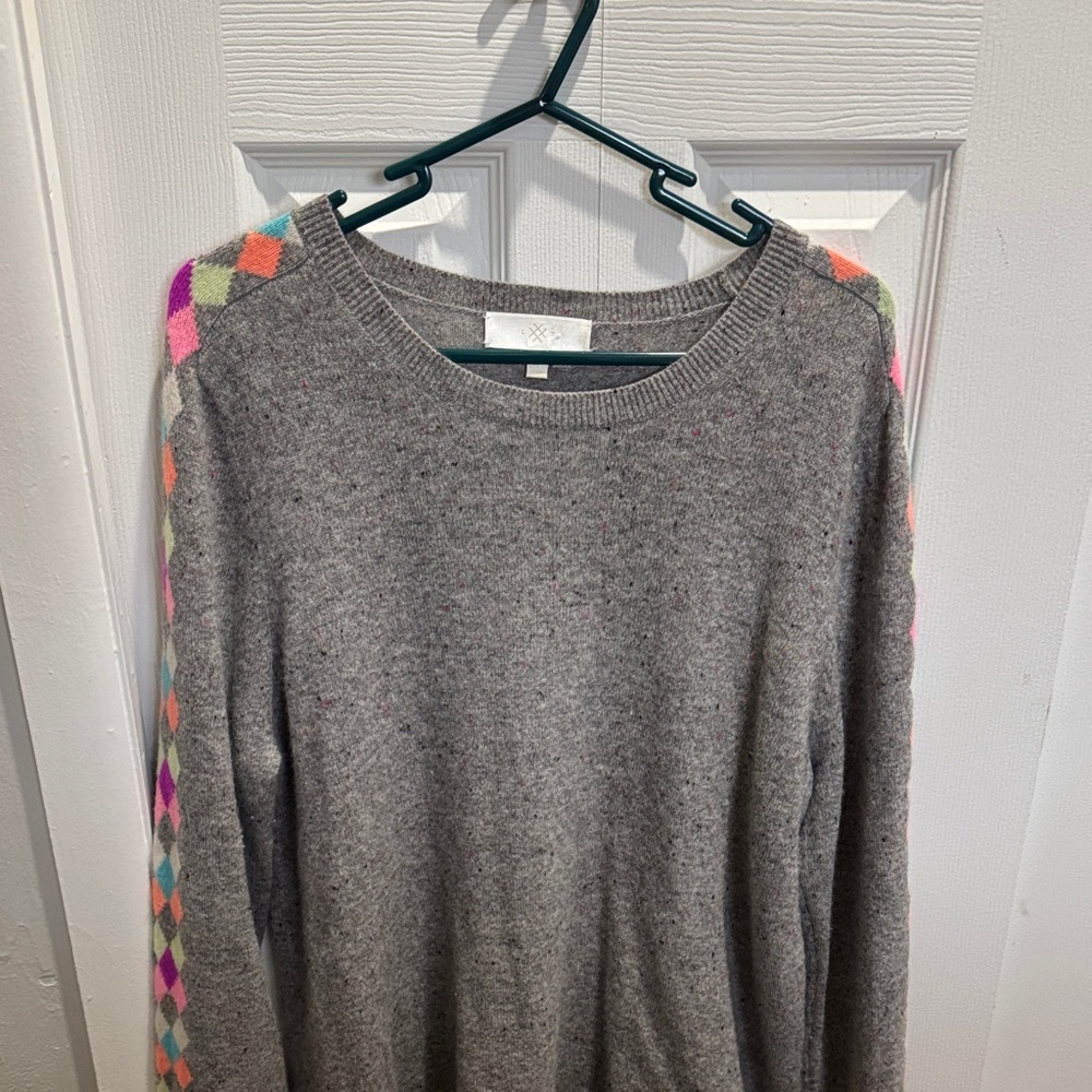 Lisa Todd 100% cashmere Gray Crewneck Sweater with Colorful Argyle Sleeve Trim